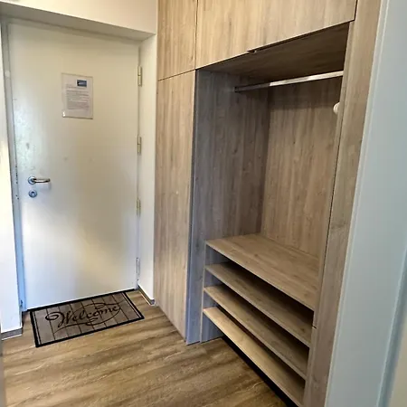 Kapitaenskajuete Am Bakenberg Apartament Dranske